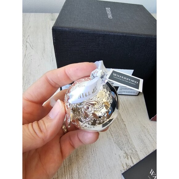 Waterford Bell ornament 2018 silver lighting up season‎ RARE 40032351 Xmas tree - Picture 4 of 6